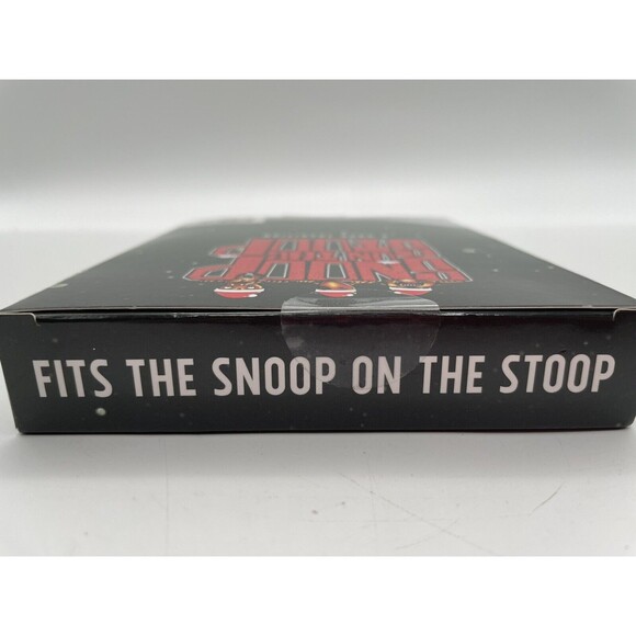 Snoop On The Stoop Dogg Holi-daze Red Christmas Ornament Knit Sweater Fits Doll - Picture 3 of 3